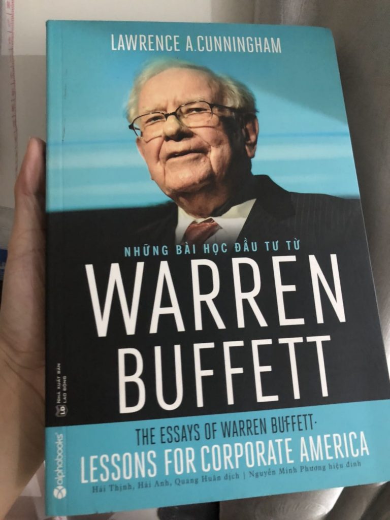 the-essays-of-warren-buffet-top-5-investing-book